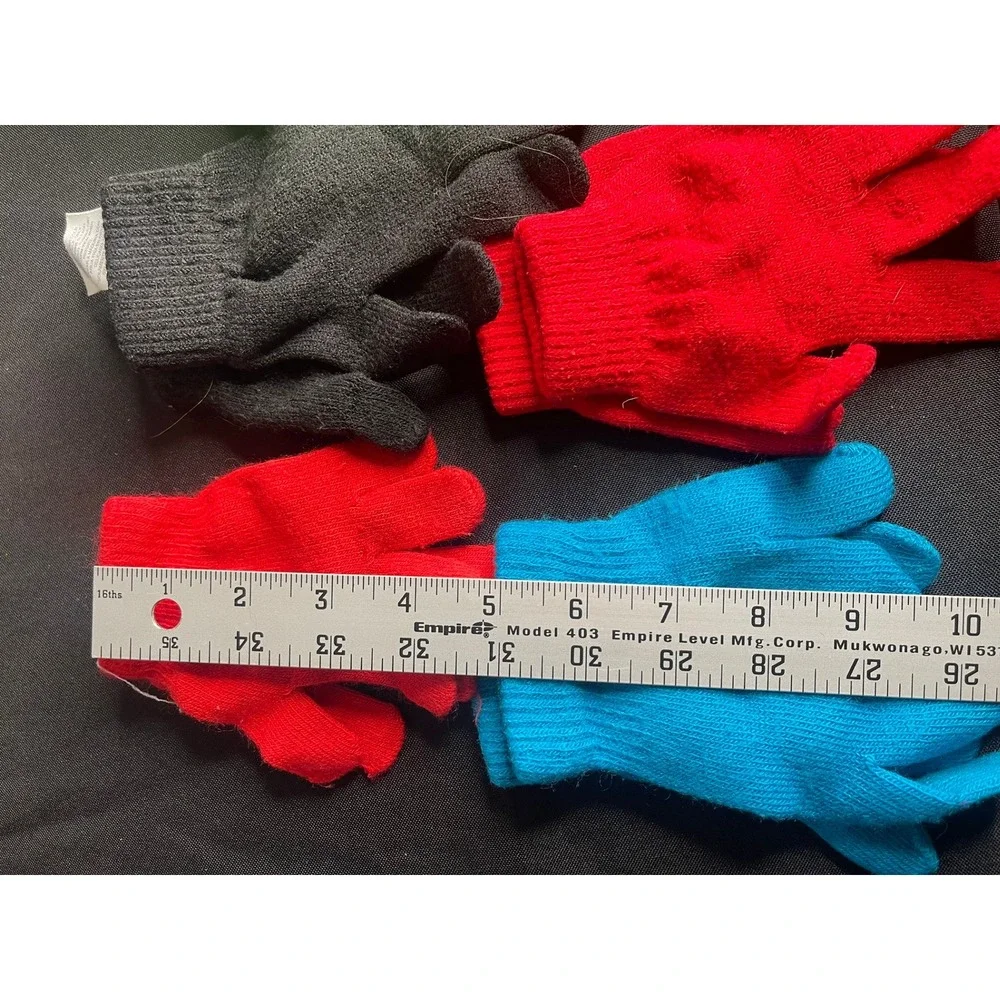 Assorted Kids Knit Gloves Bundle 6 Pairs Red Blue Green Black Heart Planet 5in